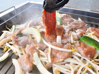 公式サイトがお得【特選ジンギスカン】全種類の肉が食べ放題！長沼町限定の羊肉付大満喫プラン(夕朝食付)